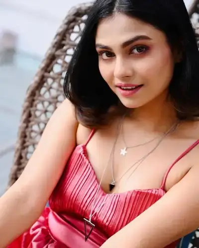 Call Girls Service in Sonamukhi